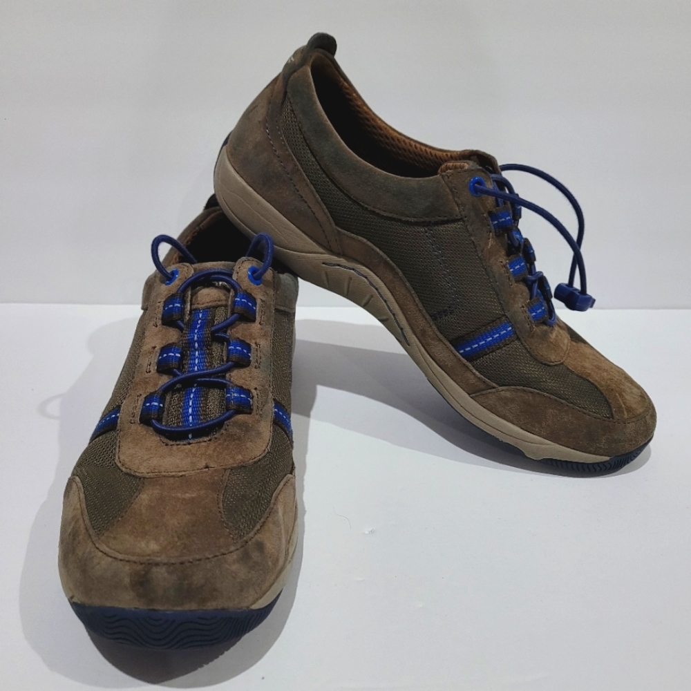 Dansko hiking size 39 US 8.5/9